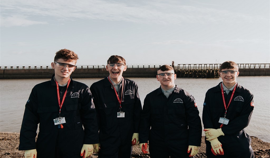 More Students Than Ever Choosing Green Energy College Courses