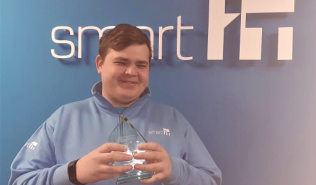 William Gallon of Smart IT is announced as winner of the Risiing Star Award at the North East Final