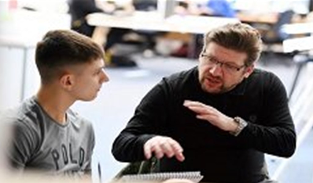 One of the UK’s leading designers is working with students at Teesside University.