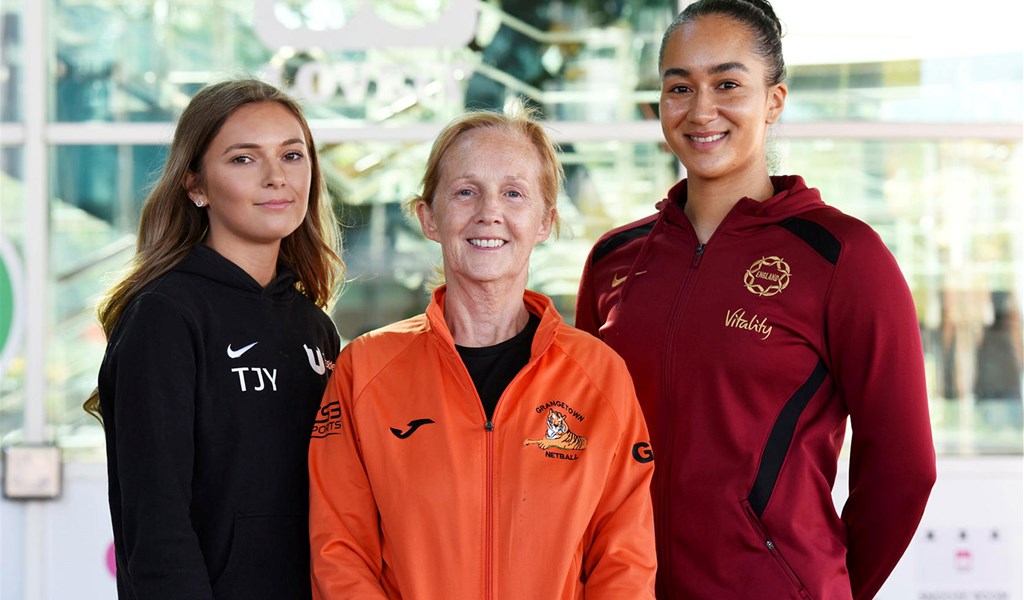 Teesside University gains support for sports students from international netball duo